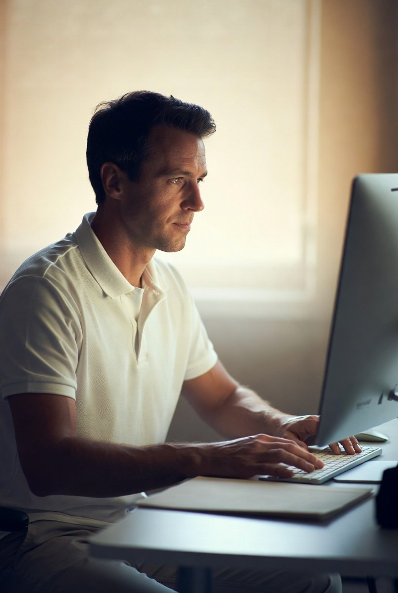 apprentice electrician renewal — electrician submitting license renewal on TDLR portal